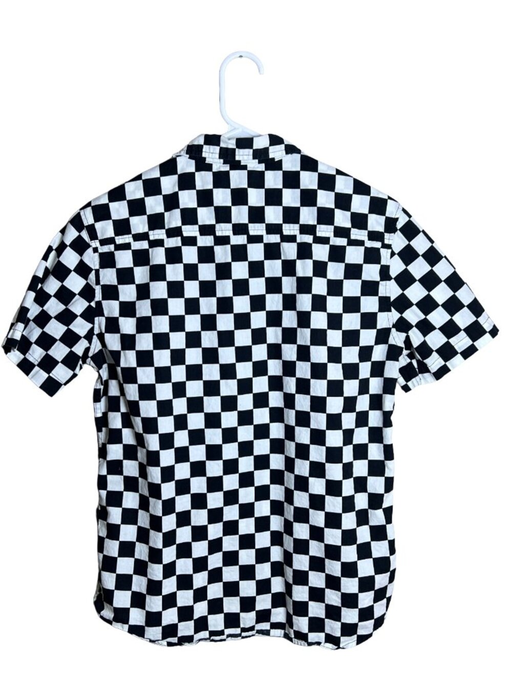 MTV Checkerboard Short Sleeve Button Up Shirt Medium - Picture 2 of 5